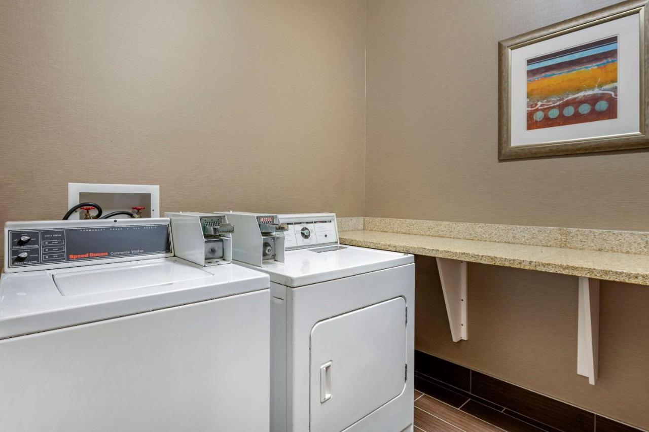 Comfort Suites Columbus West - Hilliard Eksteriør billede