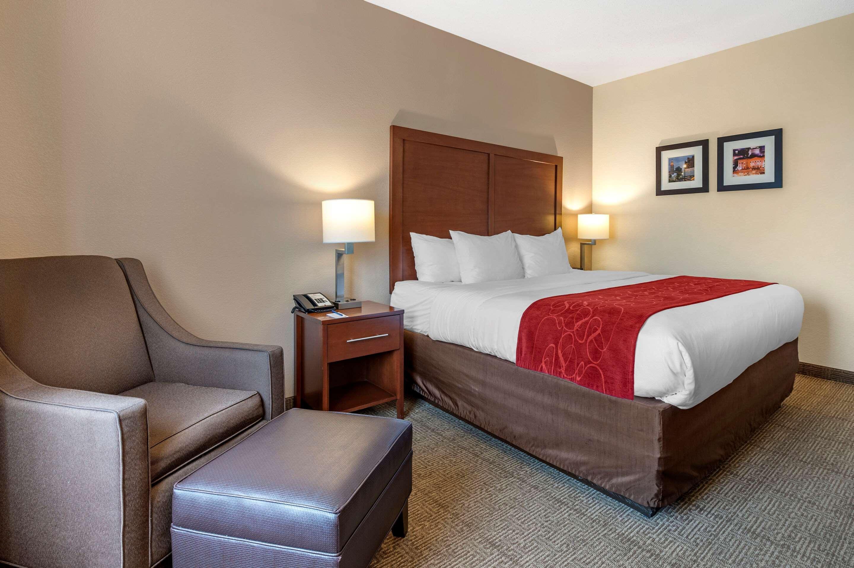Comfort Suites Columbus West - Hilliard Eksteriør billede