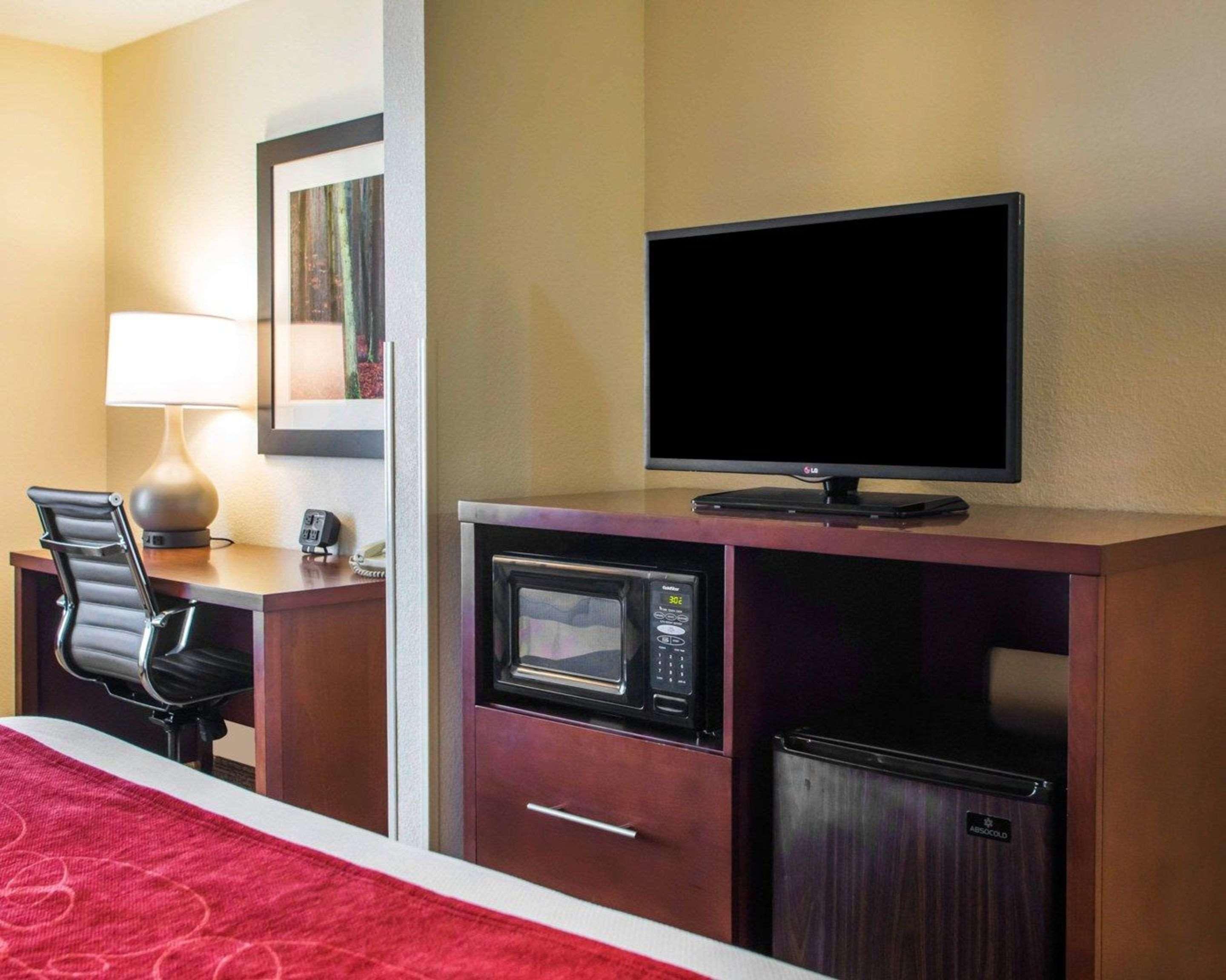 Comfort Suites Columbus West - Hilliard Eksteriør billede