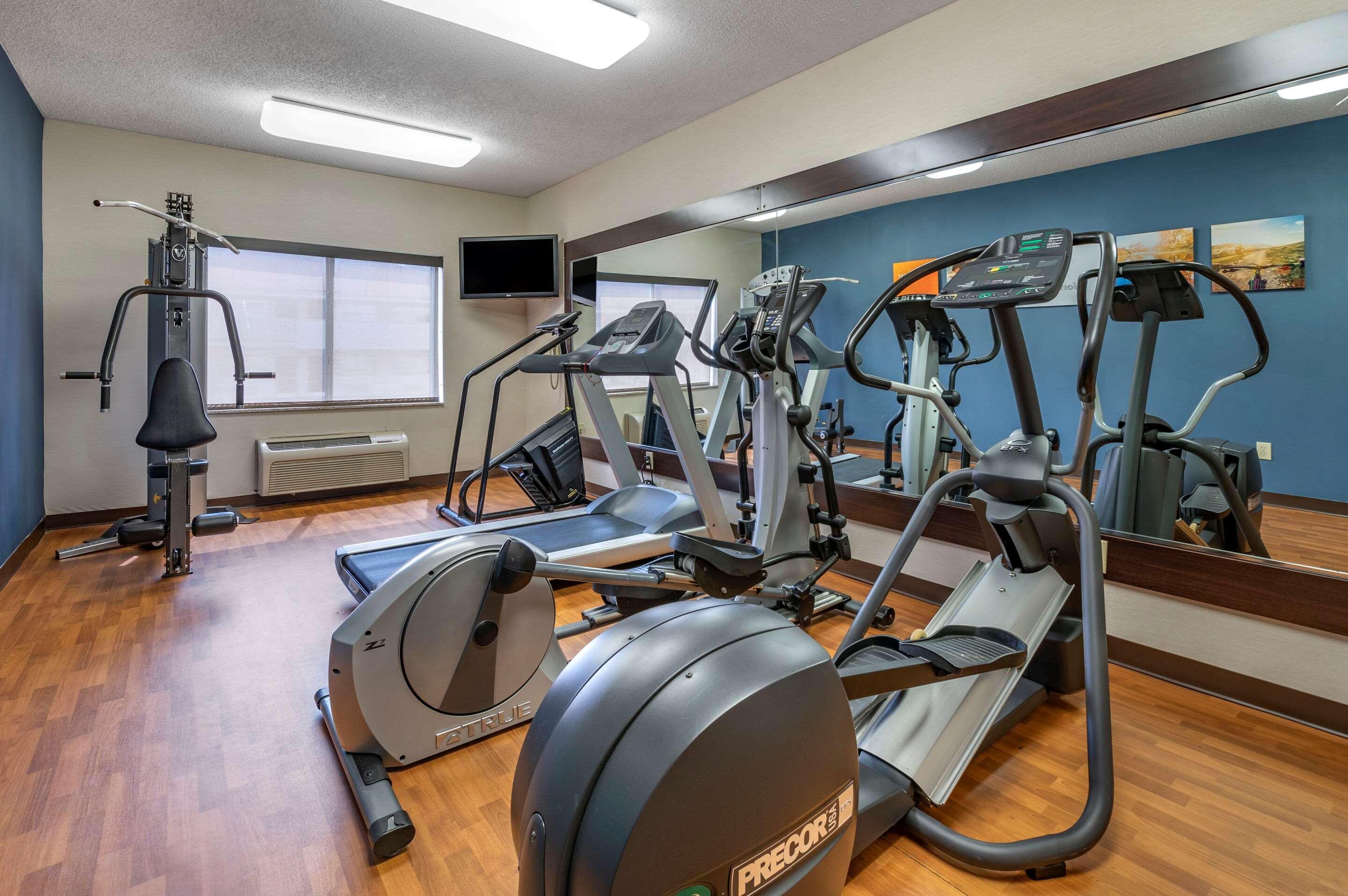 Comfort Suites Columbus West - Hilliard Eksteriør billede