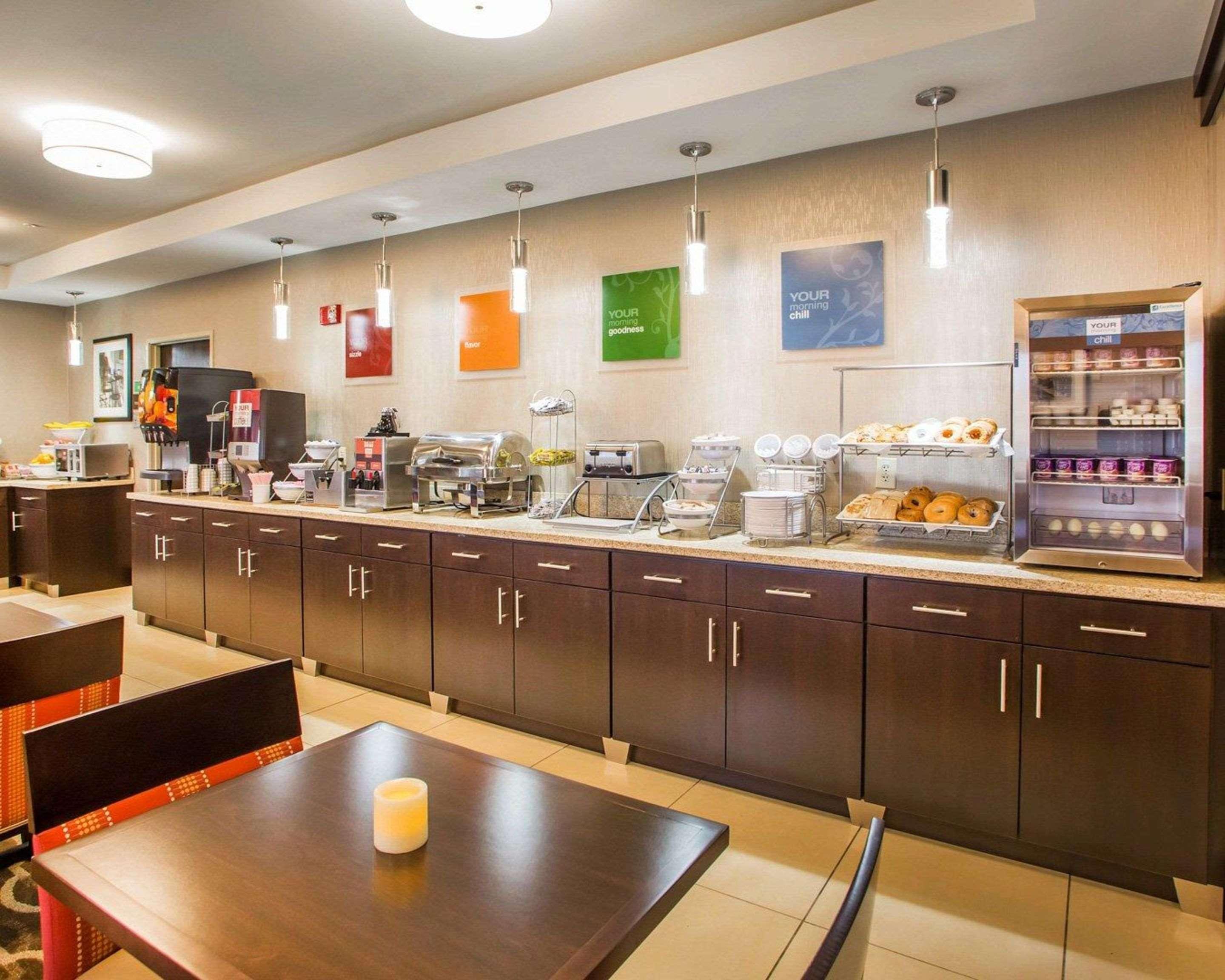 Comfort Suites Columbus West - Hilliard Eksteriør billede