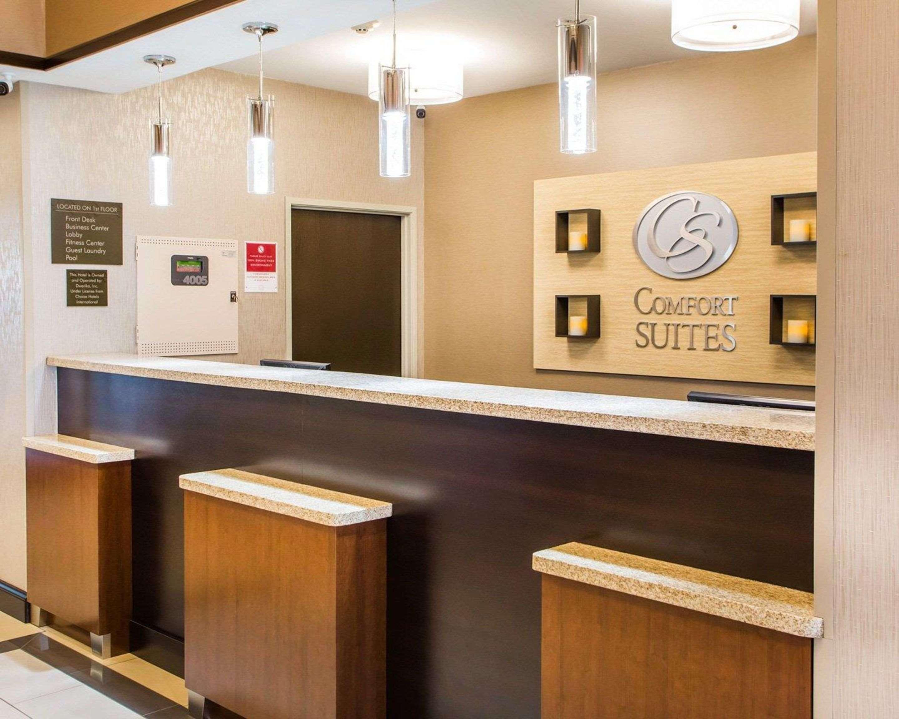 Comfort Suites Columbus West - Hilliard Eksteriør billede
