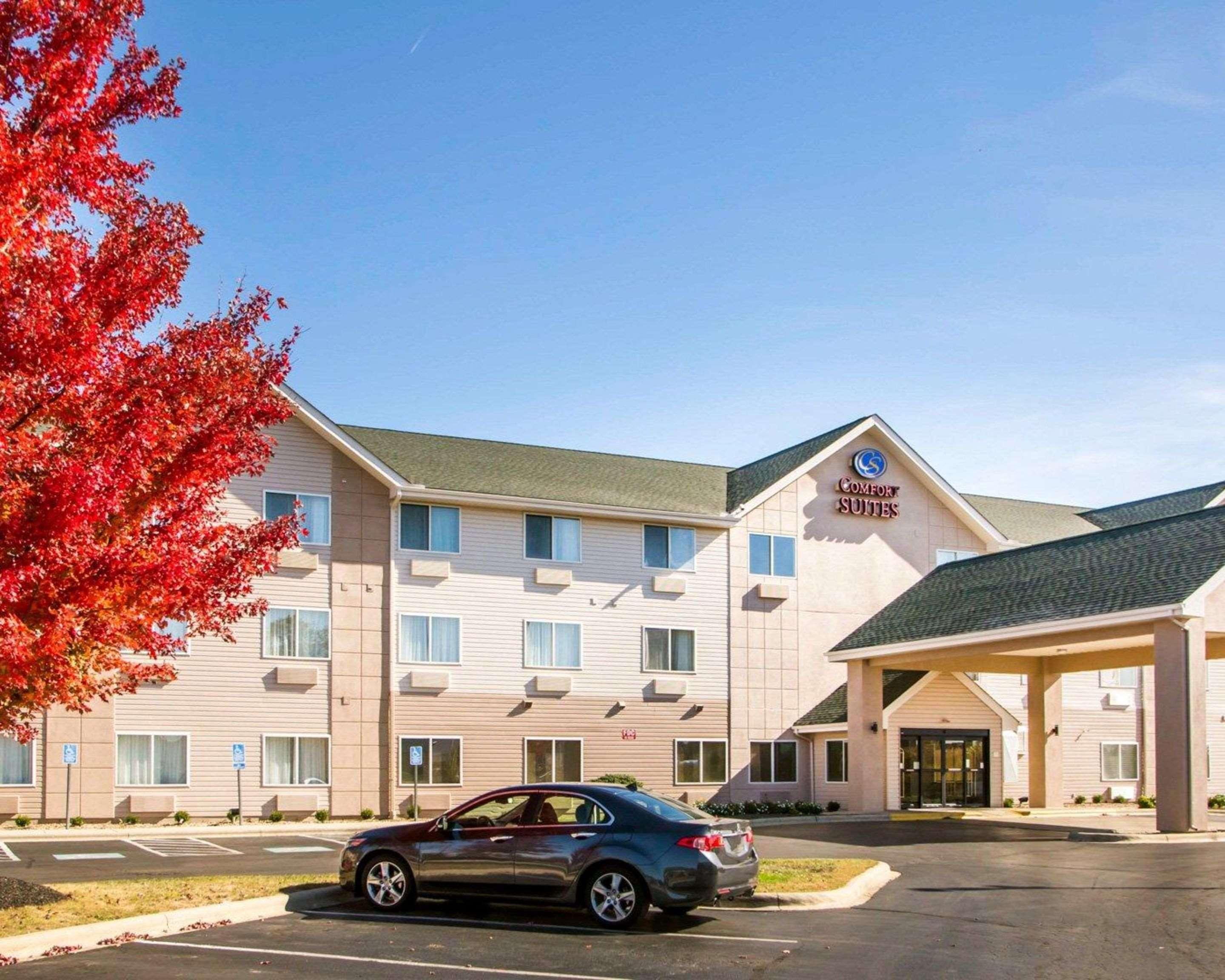 Comfort Suites Columbus West - Hilliard Eksteriør billede